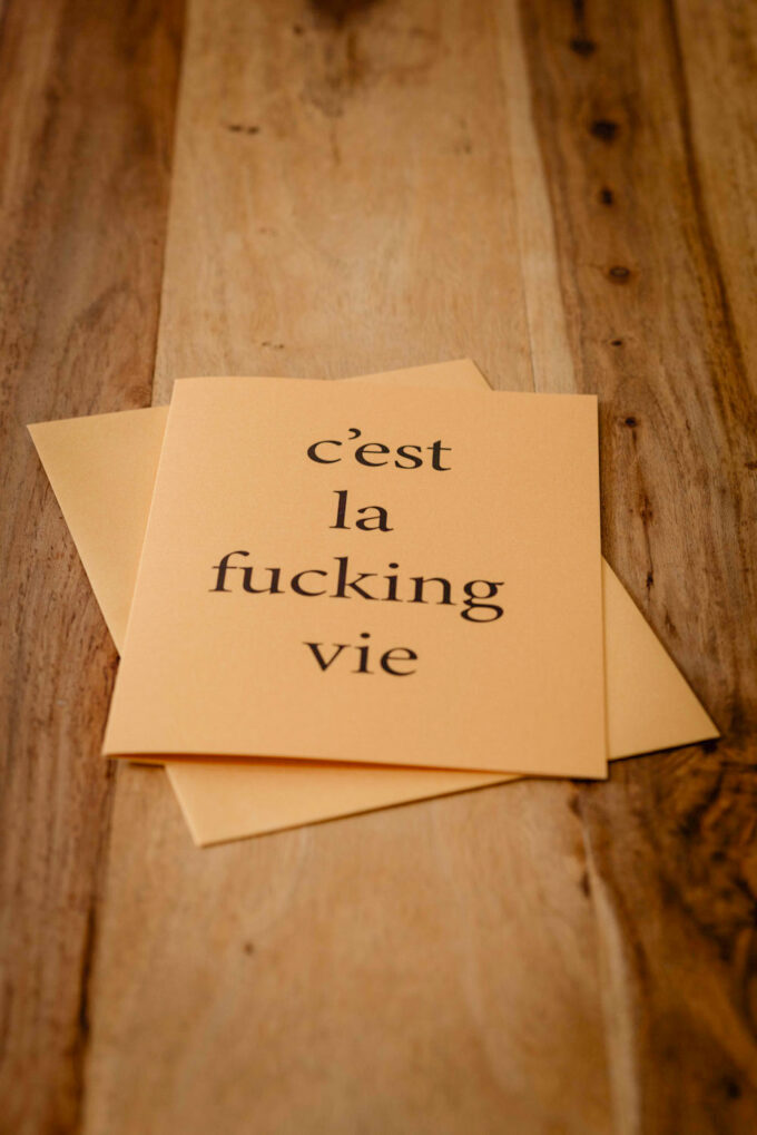 Mutmacherkarte "C'est la fucking vie" – Bild 2